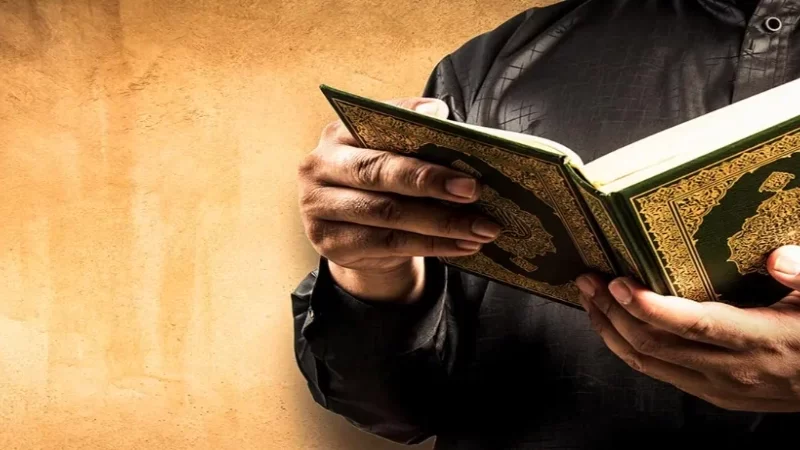 Baca Al-Quran Tulisan Rumi Boleh Jatuh Hukum Haram! Ini 5 Sebab Cetakan Al-Quran Tulisan Rumi Dilarang